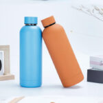 Double Wall Stainless Steel Vacuum 500ml Thermos Bottle.